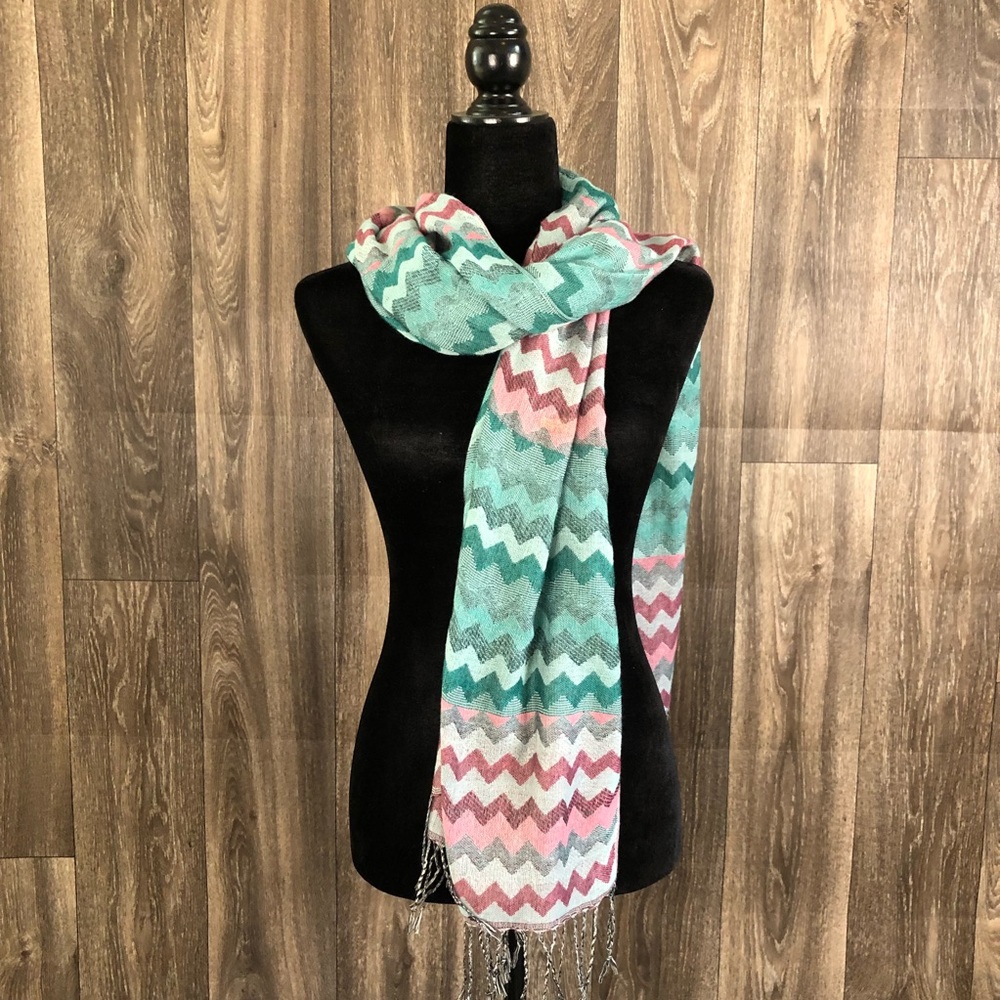 Dillards Multi color knit zig zag fringe scarf